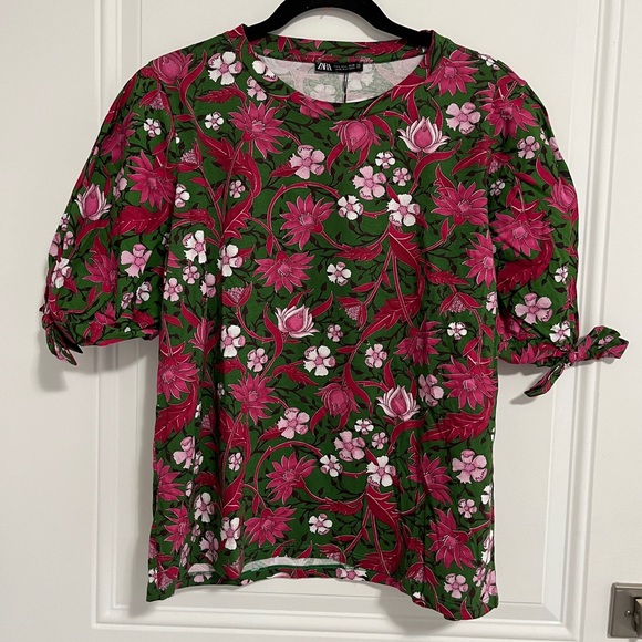 NWT - Zara Women’s Bow Tie Balloon Short Sleeve Blouse - Size L - Picture 1 of 8